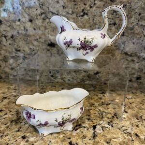 Vintage Victorian Violets from England's Countryside by Hammersley